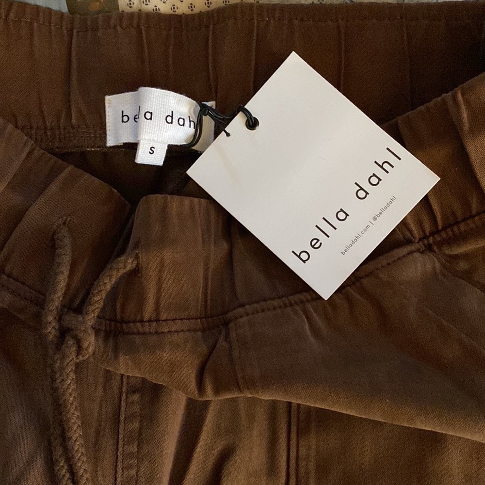 NWT Bella Dahl Pocket Jogger in golden size small - Picture 5 of 6